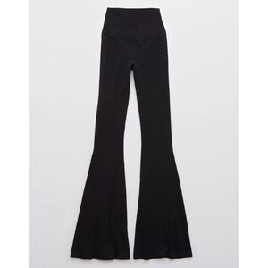 OFFLINE by Aerie Real Me Super Flare Crossover High Rise Leggings Black Size S/P